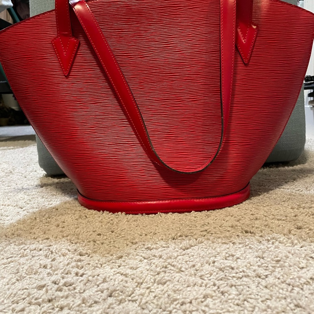 Louis Vuitton Epi leather Saint Jacques. Used 1 time. Perfect condition.